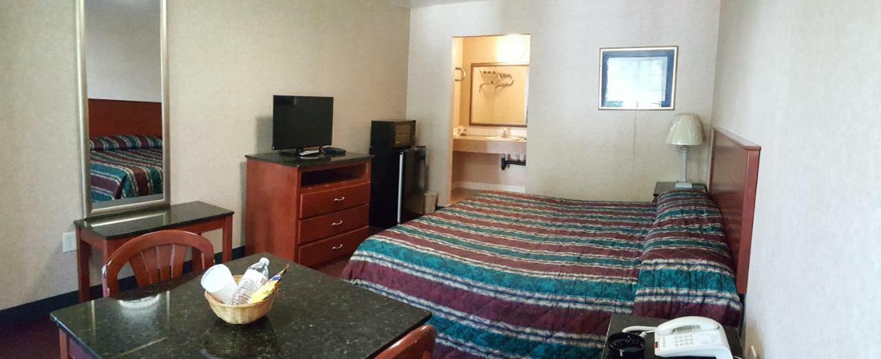 Atrium Inn & Suites Galloway Dış mekan fotoğraf